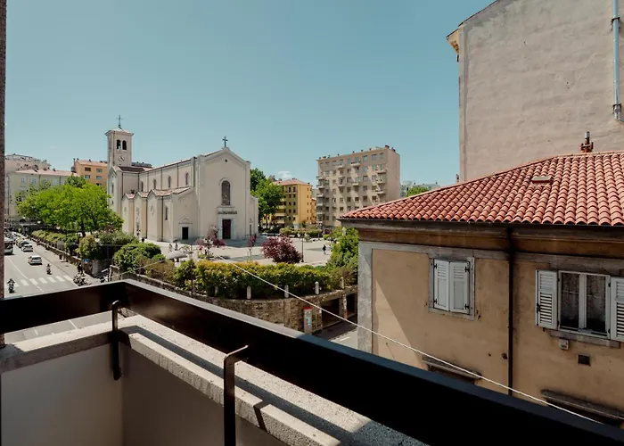 La Finestra Sulla Piazza